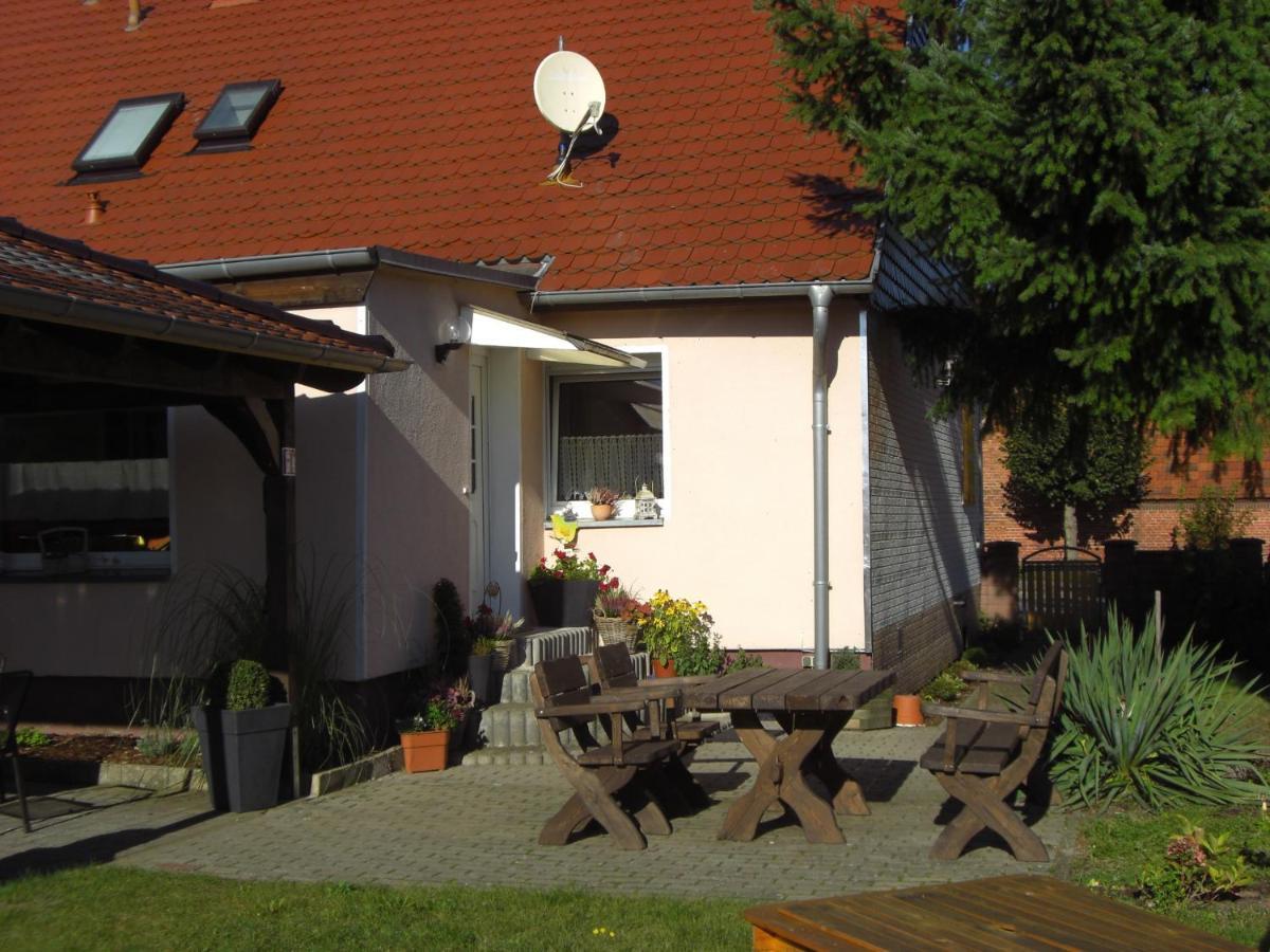Ferienhaus Schneider Wulkau エクステリア 写真